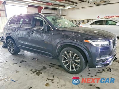 Czwarte zdjęcie samochodu z boku: 2019 VOLVO XC90 T6 MOMENTUM VIN:YV4A22PK3K1487142 - miniatura