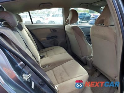 Zdjęcie 10 z 12 samochodu: 2010 HONDA INSIGHT LX VIN:JHMZE2H51AS043450 - miniatura