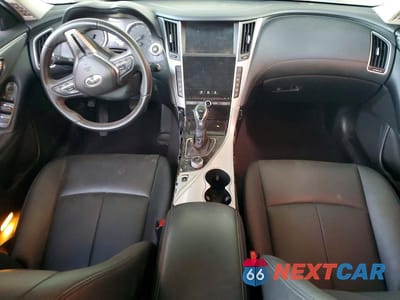 Zdjęcie 8 z 12 samochodu: 2019 INFINITI Q50 LUXE VIN:JN1EV7AP0KM540085 - miniatura