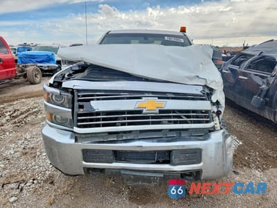 Piąte zdjęcie samochodu w środku: 2016 CHEVROLET SILVERADO K2500 HEAVY DUTY VIN:1GC2KUEG6GZ350707 - miniatura