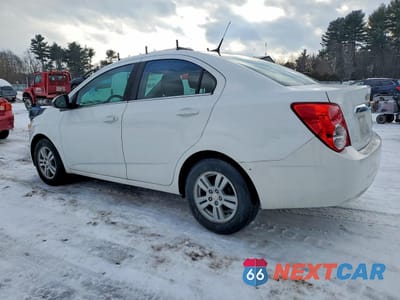 Drugie zdjęcie samochodu z przodu: 2014 CHEVROLET SONIC LT VIN:1G1JC5SH3E4217806 - miniatura