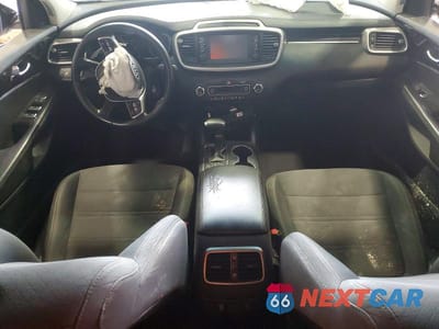 Zdjęcie 8 z 13 samochodu: 2020 KIA SORENTO VIN:5XYPGDA38LG645083 - miniatura