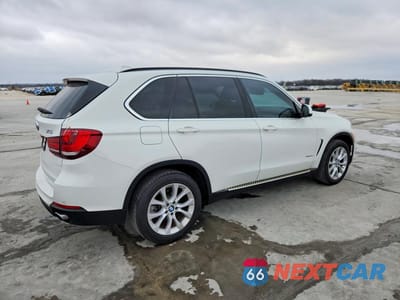 Trzecie zdjęcie samochodu z tyłu: 2016 BMW X5 XDRIVE35I VIN:5UXKR0C57G0P32138 - miniatura
