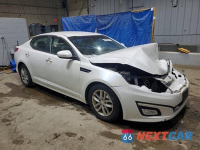 Czwarte zdjęcie samochodu z boku: 2014 KIA OPTIMA LX VIN:KNAGM4A79E5469990 - miniatura