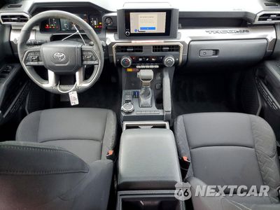 Zdjęcie 8 z 13 samochodu: 2025 TOYOTA TACOMA DOUBLE CAB VIN:3TMLB5JNXSM101612 - miniatura