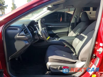 Zdjęcie 7 z 12 samochodu: 2019 TOYOTA CAMRY L VIN:4T1B11HK7KU810895 - miniatura