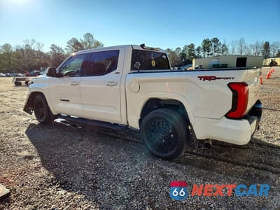 Drugie zdjęcie samochodu z przodu: 2022 TOYOTA TUNDRA CREWMAX SR VIN:5TFLA5AB2NX017288 - miniatura