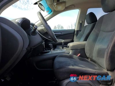 Zdjęcie 7 z 13 samochodu: 2013 NISSAN PATHFINDER S VIN:5N1AR2MN2DC601356 - miniatura