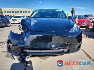 Piąte zdjęcie samochodu w środku: 2025 TESLA MODEL Y VIN:7SAYGDEFXSF265227 - miniatura