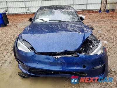 Piąte zdjęcie samochodu w środku: 2021 TESLA MODEL S VIN:5YJSA1E65MF451134 - miniatura