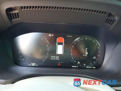 Zdjęcie 9 z 14 samochodu: 2018 VOLVO XC60 T6 INSCRIPTION VIN:YV4A22RL6J1049817 - miniatura