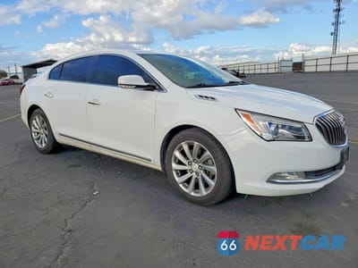 Czwarte zdjęcie samochodu z boku: 2016 BUICK LACROSSE VIN:1G4GB5G30GF132703 - miniatura