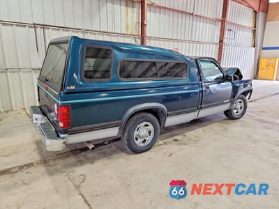 Trzecie zdjęcie samochodu z tyłu: 1994 DODGE DAKOTA VIN:1B7FL26X1RS693017 - miniatura