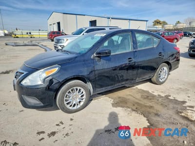2017 NISSAN VERSA S 3N1CN7AP8HL879025 - główne zdjęcie licytacji z USA - miniatura