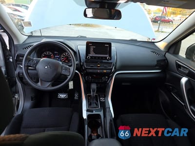 Zdjęcie 9 z 10 samochodu: 2022 MITSUBISHI ECLIPSE CROSS LE VIN:JA4ATVAA3NZ003536 - miniatura