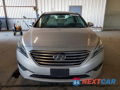 Piąte zdjęcie samochodu w środku: 2015 HYUNDAI SONATA SE VIN:5NPE24AF2FH043857 - miniatura