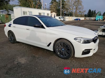 Czwarte zdjęcie samochodu z boku: 2018 BMW 530XE VIN:WBAJB1C58JB084616 - miniatura