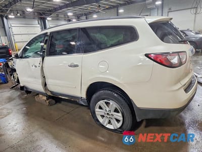 Drugie zdjęcie samochodu z przodu: 2013 CHEVROLET TRAVERSE LT VIN:1GNKVJKD4DJ239039 - miniatura