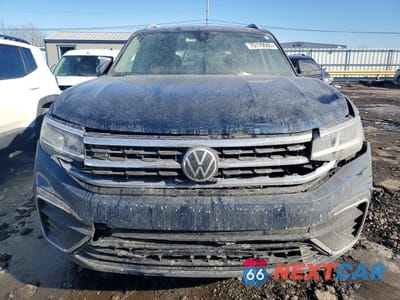 Piąte zdjęcie samochodu w środku: 2022 VOLKSWAGEN ATLAS SEL R-LINE VIN:1V2AR2CA6NC545912 - miniatura