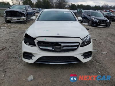 Piąte zdjęcie samochodu w środku: 2017 MERCEDES-BENZ E 300 VIN:WDDZF4JB6HA175362 - miniatura