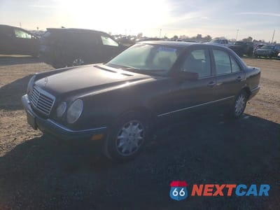 1996 MERCEDES-BENZ E 320 WDBJF55F0TJ020100 - główne zdjęcie licytacji z USA - miniatura
