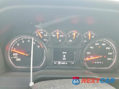 Zdjęcie 9 z 12 samochodu: 2022 CHEVROLET SILVERADO K1500 CUSTOM VIN:3GCPDBEK8NG567987 - miniatura