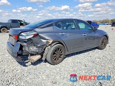 Trzecie zdjęcie samochodu z tyłu: 2021 NISSAN ALTIMA 2.5 S VIN:1N4BL4BV6MN355916 - miniatura