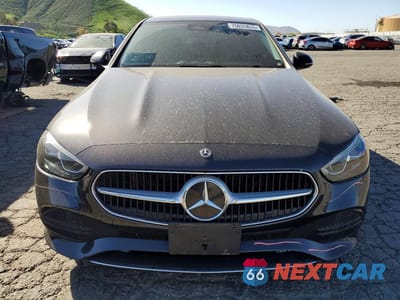 Piąte zdjęcie samochodu w środku: 2022 MERCEDES-BENZ C 300 VIN:W1KAF4GB9NR053306 - miniatura