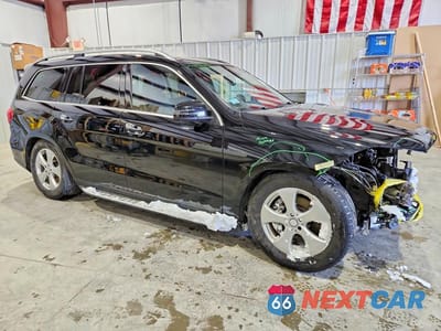 Czwarte zdjęcie samochodu z boku: 2017 MERCEDES-BENZ GLS 450 4MATIC VIN:4JGDF6EE6HA867010 - miniatura