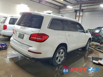 Trzecie zdjęcie samochodu z tyłu: 2018 MERCEDES-BENZ GLS 450 4MATIC VIN:4JGDF6EE6JB125934 - miniatura