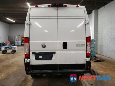Zdjęcie 6 z 13 samochodu: 2025 RAM PROMASTER 2500 2500 HIGH VIN:3C6LRVDG5SE512314 - miniatura
