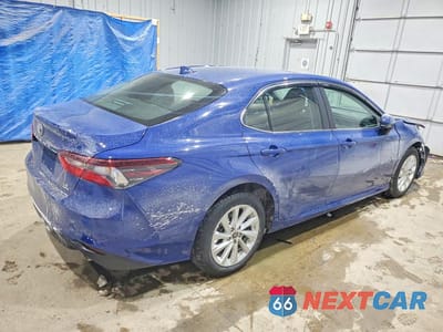 Trzecie zdjęcie samochodu z tyłu: 2024 TOYOTA CAMRY LE VIN:4T1C11BK5RU119727 - miniatura