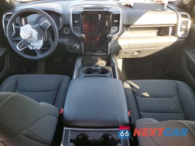 Zdjęcie 8 z 12 samochodu: 2026 RAM TRUCKS 1500 BIG HORN VIN:1C6SRFFT7TN228367 - miniatura