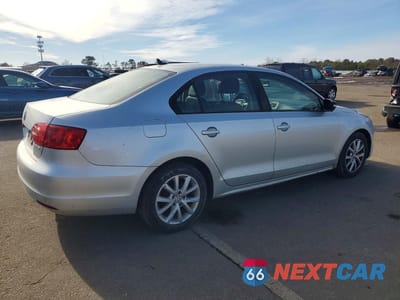 Trzecie zdjęcie samochodu z tyłu: 2011 VOLKSWAGEN JETTA SE VIN:3VWDZ7AJ5BM036934 - miniatura