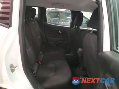 Zdjęcie 11 z 12 samochodu: 2022 JEEP RENEGADE SPORT VIN:ZACNJDA18NPN68660 - miniatura