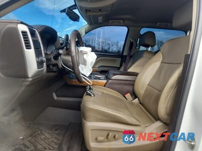 Zdjęcie 7 z 11 samochodu: 2018 GMC SIERRA C1500 SLT VIN:3GTP1NEC3JG169860 - miniatura