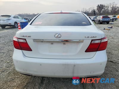Zdjęcie 6 z 12 samochodu: 2008 LEXUS LS 460 VIN:JTHBL46F885079904 - miniatura