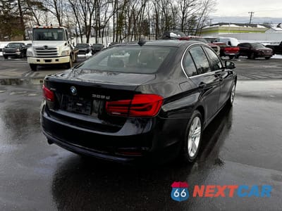 Trzecie zdjęcie samochodu z tyłu: 2018 BMW 328 D XDRIVE VIN:WBA8F1C51JAE93214 - miniatura
