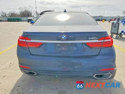 Zdjęcie 6 z 12 samochodu: 2018 BMW 740 XE VIN:WBA7J2C52JB246288 - miniatura
