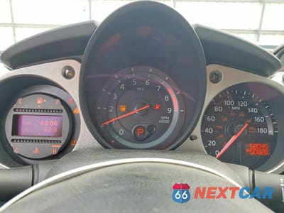 Zdjęcie 9 z 12 samochodu: 2016 NISSAN 370Z BASE VIN:JN1AZ4EH9GM931229 - miniatura