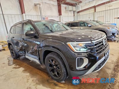 Czwarte zdjęcie samochodu z boku: 2026 VOLKSWAGEN ATLAS PEAK EDITION SE VIN:1V2CN2CA3TC503974 - miniatura