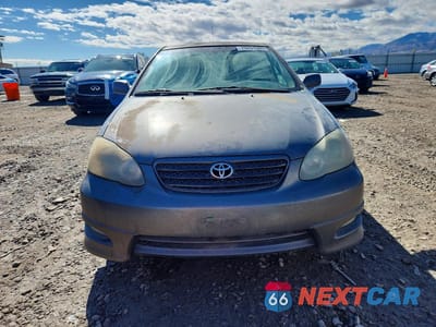 Piąte zdjęcie samochodu w środku: 2005 TOYOTA COROLLA XRS VIN:2T1BY30E85C483944 - miniatura