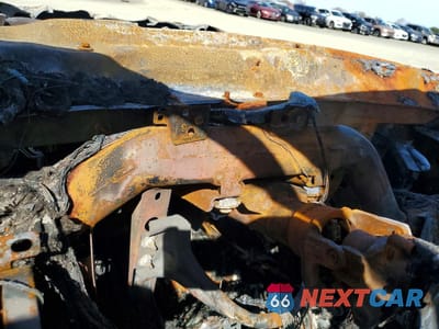 Zdjęcie 9 z 11 samochodu: 2017 CHEVROLET SUBURBAN K1500 VIN:1GNSKKEC6HR297789 - miniatura