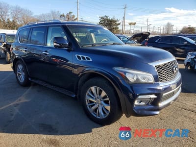 Czwarte zdjęcie samochodu z boku: 2015 INFINITI QX80 BASE VIN:JN8AZ2NE5F9083847 - miniatura