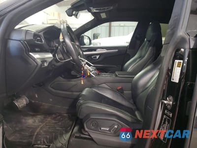 Zdjęcie 7 z 13 samochodu: 2019 LAMBORGHINI URUS VIN:ZPBUA1ZL6KLA04680 - miniatura