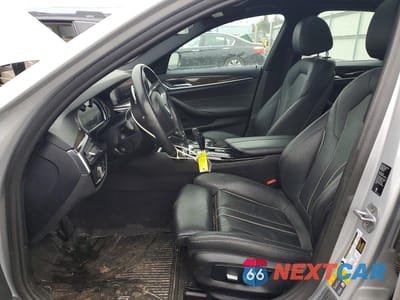 Zdjęcie 7 z 11 samochodu: 2019 BMW 530XE VIN:WBAJB1C5XKB376270 - miniatura