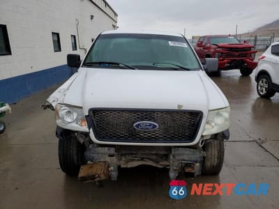 Piąte zdjęcie samochodu w środku: 2005 FORD F150 VIN:1FTPX14595NB67067 - miniatura