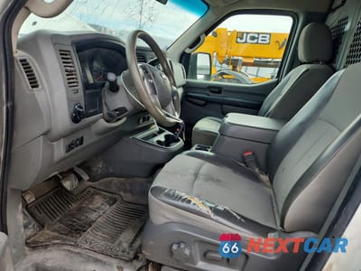 Zdjęcie 7 z 12 samochodu: 2013 NISSAN NV2500 UTILITY / SERVICE VAN VIN:1N6AF0LY6DN101375 - miniatura