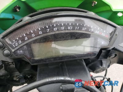 Zdjęcie 7 z 9 samochodu: 2011 KAWASAKI ZX1000 J VIN:JKAZXCJ13BA003509 - miniatura