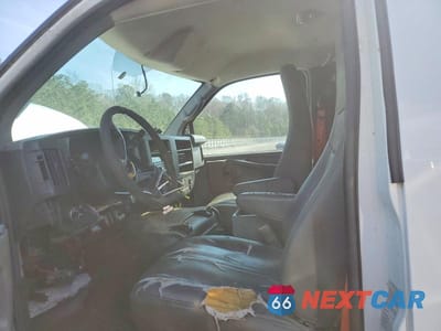 Zdjęcie 7 z 12 samochodu: 2014 CHEVROLET EXPRESS 2500 UTILITY / SERVICE VAN VIN:1GCWGFCB7E1132289 - miniatura